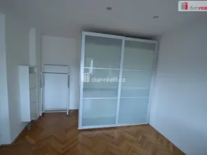Prodej bytu 1+1, Praha - Strašnice, U hranic, 37 m2