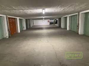 Pronájem garáže, Olomouc, U kovárny, 17 m2