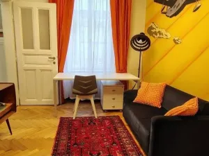 Pronájem bytu 1+kk, Praha - Nové Město, Hálkova, 31 m2