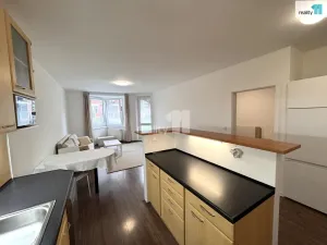 Pronájem bytu 2+kk, Praha - Jinonice, U kříže, 63 m2