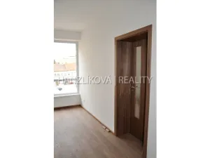 Pronájem bytu 2+kk, České Budějovice - České Budějovice 3, B. Smetany, 40 m2