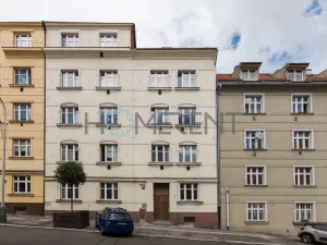 Pronájem bytu 2+1, Praha - Břevnov, Šlikova, 69 m2