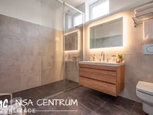 Prodej obchodního prostoru, Jablonec nad Nisou - Mšeno nad Nisou, F. L. Čelakovského, 90 m2
