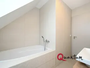 Pronájem rodinného domu, Praha - Holyně, Za Knotkem, 79 m2