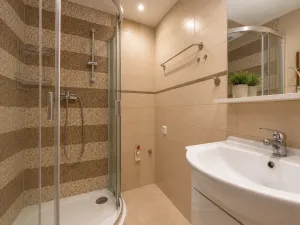 Prodej bytu 2+kk, Praha - Bohnice, Poznaňská, 37 m2