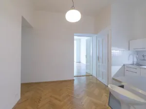 Pronájem bytu 3+1, Praha - Bubeneč, Čechova, 90 m2
