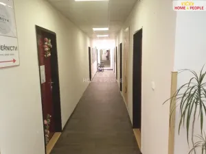 Pronájem obchodního prostoru, Benešov, Nová Pražská, 71 m2