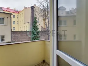 Pronájem bytu 1+kk, Praha - Nusle, Sekaninova, 35 m2