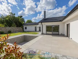 Prodej rodinného domu, Dobšice, Akátová, 217 m2
