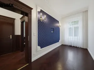 Prodej bytu 3+kk, Karlovy Vary, nábřeží Jana Palacha, 65 m2