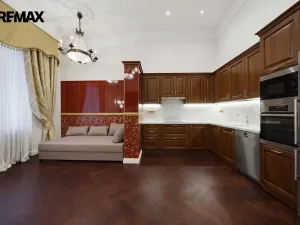 Prodej bytu 3+kk, Karlovy Vary, nábřeží Jana Palacha, 65 m2