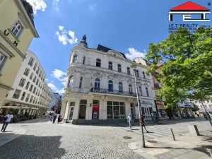 Pronájem obchodního prostoru, Ostrava, Masarykovo náměstí, 331 m2