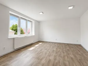 Pronájem bytu 5+1, Pečky, Tř. 5. května, 130 m2