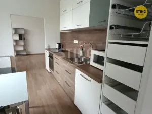 Pronájem bytu 3+1, Olomouc, Kmochova, 60 m2
