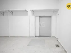 Pronájem obchodního prostoru, Třinec, nám. Svobody, 72 m2