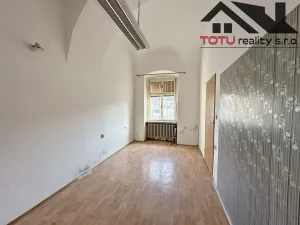 Pronájem obchodního prostoru, Jaroměř, Zdeňka Němečka, 82 m2