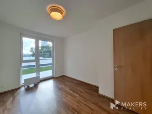 Pronájem bytu 2+kk, Praha - Vysočany, Pod Harfou, 45 m2