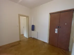 Pronájem bytu 2+1, Praha - Libeň, Sokolovská, 89 m2
