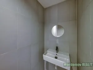 Pronájem apartmánu, Praha - Smíchov, Grafická, 61 m2