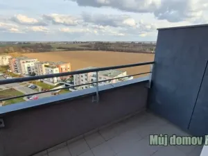 Pronájem bytu 1+kk, Praha - Letňany, Štanderova, 38 m2
