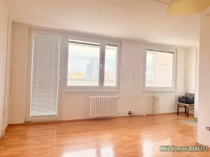 Pronájem bytu 1+kk, Praha - Stodůlky, Běhounkova, 43 m2