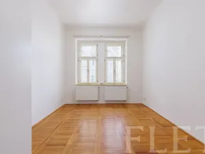 Pronájem bytu 1+1, Praha - Holešovice, Kamenická, 40 m2