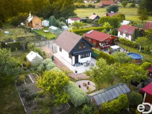 Prodej chaty, Hradec Králové - Pražské Předměstí, Červený Dvůr, 76 m2