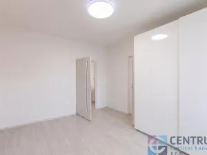 Pronájem bytu 2+1, Praha - Strašnice, Nad vodovodem, 51 m2