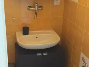 Pronájem bytu 1+1, Praha - Žižkov, Seifertova, 35 m2