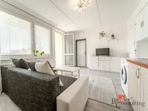 Prodej bytu 2+kk, Praha - Troja, Lešenská, 31 m2