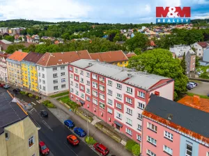 Prodej bytu 2+1, Aš, Hlavní, 51 m2