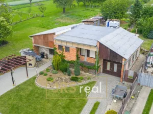 Prodej rodinného domu, Moravany, 226 m2
