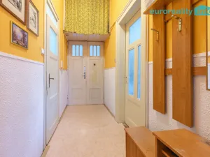 Prodej bytu 2+1, Mariánské Lázně, Hlavní třída, 79 m2