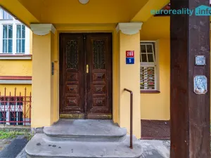 Prodej bytu 2+1, Mariánské Lázně, Hlavní třída, 79 m2