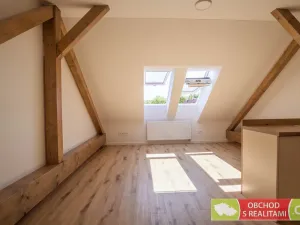 Pronájem bytu 2+kk, Heřmanův Městec, Masarykovo náměstí, 66 m2