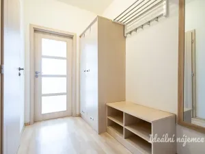 Pronájem bytu 1+kk, Praha, Freyova, 33 m2
