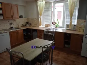 Pronájem bytu 2+1, Podbořany, 59 m2