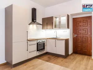 Pronájem bytu 2+kk, Plzeň, Krátká, 45 m2