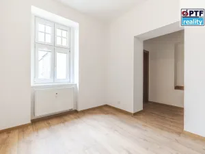 Pronájem bytu 2+kk, Plzeň, Krátká, 45 m2