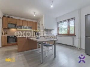 Prodej rodinného domu, Šumice, 163 m2