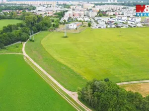 Prodej komerčního pozemku, Hradec Králové - Třebeš, 6364 m2