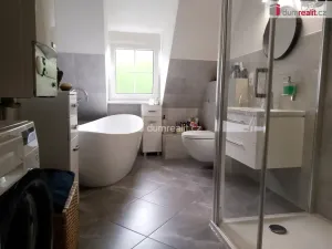 Prodej bytu 3+1, Karlovy Vary - Rybáře, Severní, 87 m2