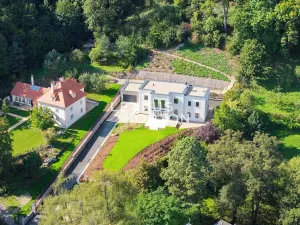 Prodej vily, Praha - Dejvice, V Šáreckém údolí, 253 m2