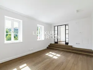 Prodej vily, Praha - Dejvice, V Šáreckém údolí, 253 m2
