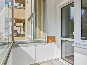Pronájem bytu 3+kk, Praha - Vysočany, Novovysočanská, 73 m2