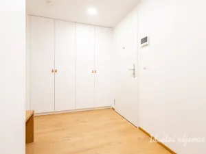 Pronájem bytu 1+kk, Praha - Chodov, Nebřenická, 33 m2