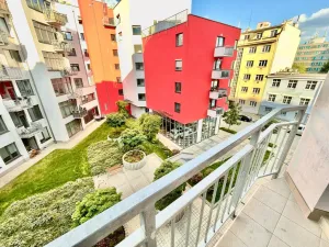 Pronájem bytu 2+kk, Praha - Nusle, Kloboučnická, 50 m2