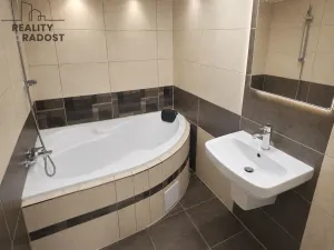 Prodej bytu 3+1, Teplice, Teplická, 110 m2