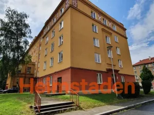 Pronájem obchodního prostoru, Havířov - Město, Hlavní třída, 53 m2