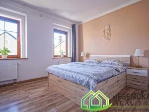 Pronájem bytu 2+kk, Žulová, Josefské náměstí, 71 m2